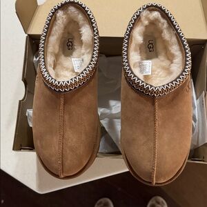 UGG Tasman II Brown Slip-Ons